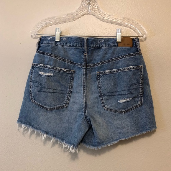 American Eagle 90’s boyfriend jean short size 6 - Picture 2 of 4